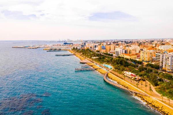 Agosto 2018 Limassol Chipre Resort Cidade Panorâmica Costa Vista Aérea — Fotografia de Stock