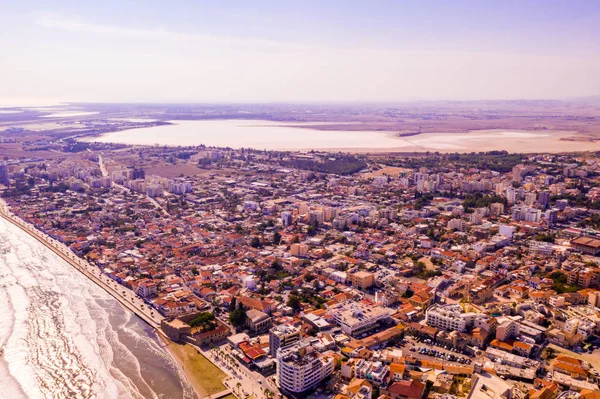 November 2018 Larnaca Cypern Vacker Utsikt Över Huvudgatan Larnaca Katedralen — Stockfoto