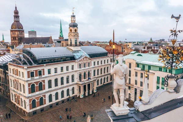 Városháza Tér House Blackheads Szent Roland Szobor Riga Óvárosában — Stock Fotó