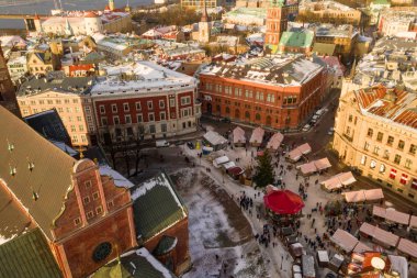 Riga city hava kış günü Noel zamanı sırasında göster. 