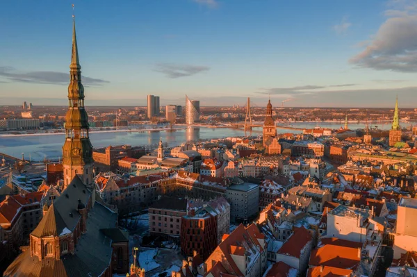 Hermosa Vista Aérea Invierno Sobre Casco Antiguo Riga Con Catedral —  Fotos de Stock