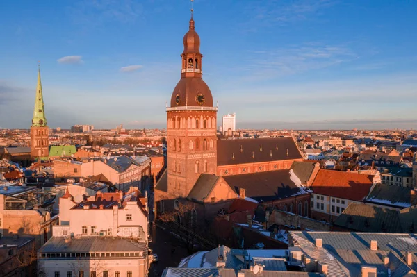 Szép Légi Téli Kilátás Riga Óvárosában Székesegyház Daugava Folyó Naplemente — Stock Fotó