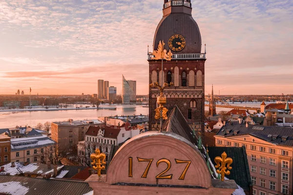 1727 Numaralı Yenilenmiş Yıl Güzel Kubbe Katedral Görünümü Riga Günbatımı — Stok fotoğraf