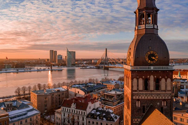Prachtig Uitzicht Oude Stad Van Riga Tijdens Zonnige Winterdag — Stockfoto
