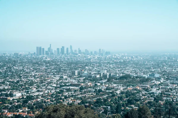 Panorámás Kilátás Nyílik Los Angeles Downtown Sok Felhőkarcoló Láthatáron — Stock Fotó