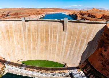 Glen Canyon Barajı üzerinde sayfa, Arizona yakınlarında Colorado