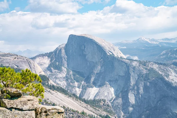 Krásná Polovina Dome Útesy Yosemitském Národním Parku Usa Úžasná Příroda — Stock fotografie