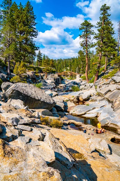 Сушать Yosemite Водоспад Невеликої Річки Ставок Було Могутній Водоспад Живописні — стокове фото
