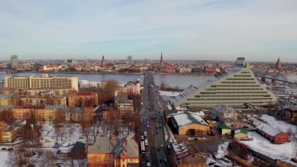 Letonya Riga Tarihi Kent Kışın Noel Günü Panoramik Havadan Görünümü — Stok video