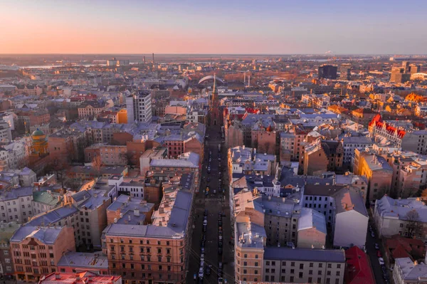 Panoramisch Uitzicht Zonsondergang Van Riga City Buurt Van Oude Stad — Stockfoto