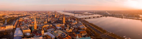Panorama Utsikt Över Riga City Sunset Nära Gamla Stan Inklusive — Stockfoto