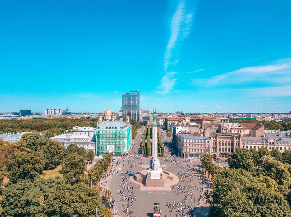 Mai 2018 Riga Lettland Luftaufnahme Der Marathonläufer Durch Die Stadt — Stockfoto