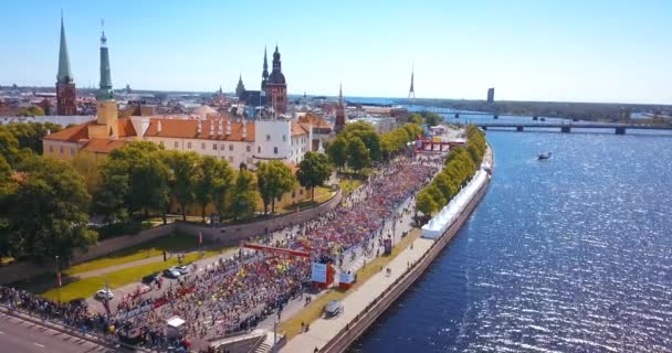 Maggio 2018 Riga Lettonia Veduta Aerea Della Maratona Lattelecom 2018 — Video Stock