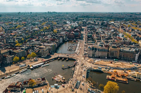 Hermosa Vista Aérea Amsterdam Desde Arriba Con Muchos Canales Estrechos — Foto de Stock