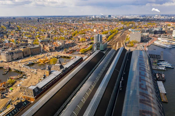 Vista Aerea Della Stazione Centrale Nome Amsterdam Scritto Lettere Enormi — Foto Stock