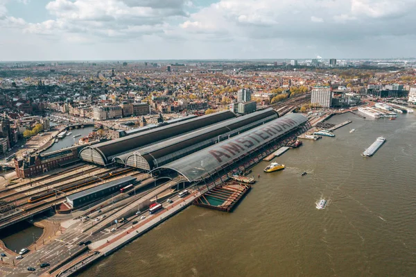 Vista Aerea Della Stazione Centrale Nome Amsterdam Scritto Lettere Enormi — Foto Stock
