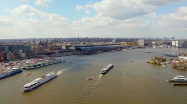 Amsterdam üzerinde inanılmaz hava görünümü.