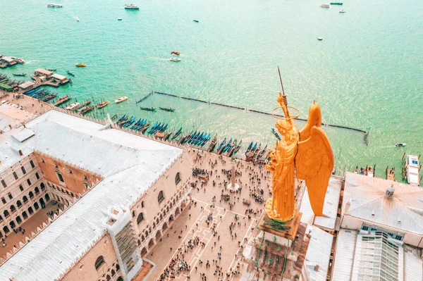 Vista Aérea Piazza San Marco Plaza San Marcos Con Estatua — Foto de Stock