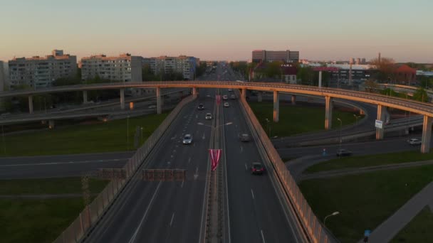 Abril 2019 Riga Letónia Vista Aérea Ponte Sul Dienvidu Tilts — Vídeo de Stock