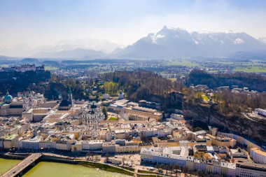 Güzel Salzburg manzara görünümü. Avusturya geleneksel stili