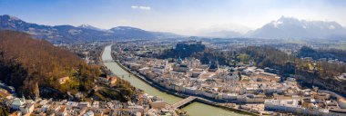 Güzel Salzburg manzara görünümü. Avusturya geleneksel stili