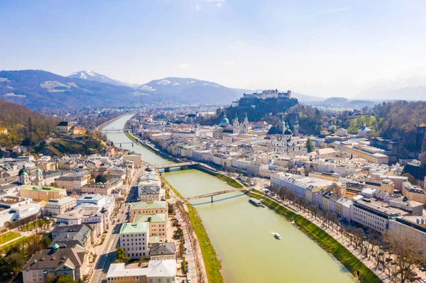 Gyönyörű Hidak Folyó Salzach Salzburg Ausztria — Stock Fotó