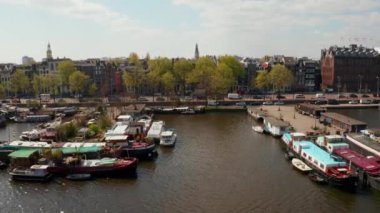 Amsterdam üzerinde inanılmaz hava görünümü.