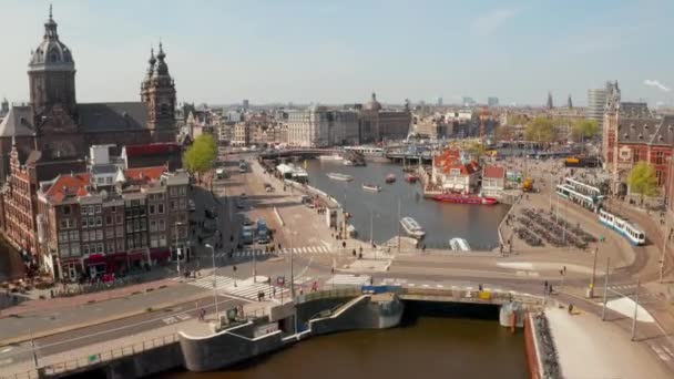 Όμορφη Γραφική Θέα Του Κεντρικού Σταθμού Του Άμστερνταμ — Αρχείο Βίντεο