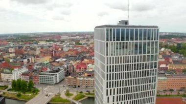 Malmö, İsveç. 10 Mayıs 2019. Malmö'de modern bölge, yeni bir merkez eskileri ile karışık her iki yeni modern binalar ile ortaya çıkıyor
