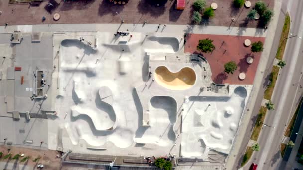 Vacker Flygvy Över Skateparken Malmö Sverige Största Skate Park Europa — Stockvideo