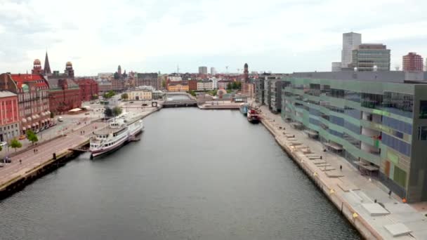 Beaux Canaux Dans Ville Malmo Suède Entrée Mer Nord — Video