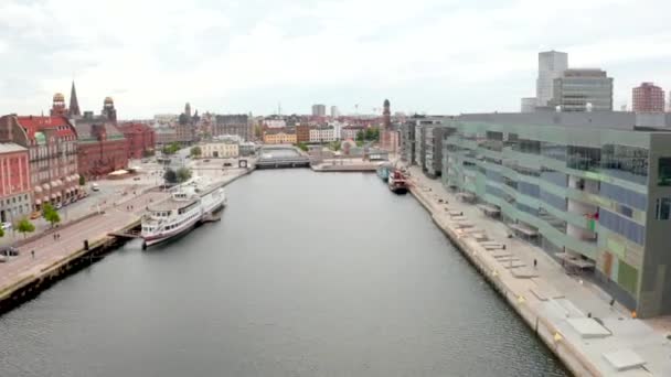 Hermosos Canales Ciudad Malmo Suecia Entrada Mar Del Norte — Vídeo de stock