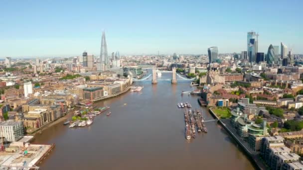 Tower Bridge Londres Reino Unido Abertura Drawbridge Uno Los Símbolos — Vídeos de Stock