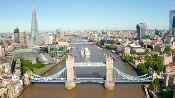 Tower Bridge London Inggris Buka Jembatan Gantung Salah Satu Simbol — Stok Video