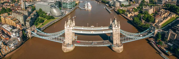 Tower Bridge Londra Regno Unito Giornata Luminosa Londra Apertura Ponte — Foto Stock
