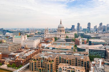 Londra şehrinin havadan görünüşü, Birleşik Krallık.