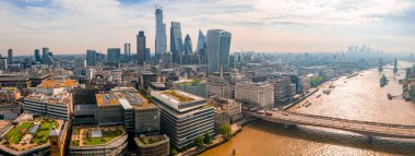 Londra şehrinin havadan görünüşü, Birleşik Krallık.