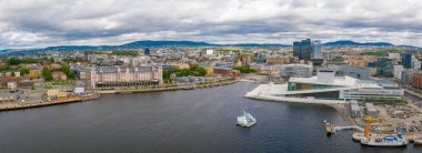 Danimarka 'da Kopenhag opera evinin güzel havadan görünümü.