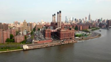 New York fabrikasının havadan görünümü-Manhattan 'da New York City ve Westchester County 'de elektrik, gaz ve buhar hizmeti veren.