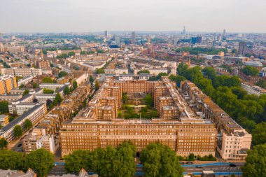 Londra 'da Thames Nehri tarafından Londra güç istasyonu havadan görünümü.