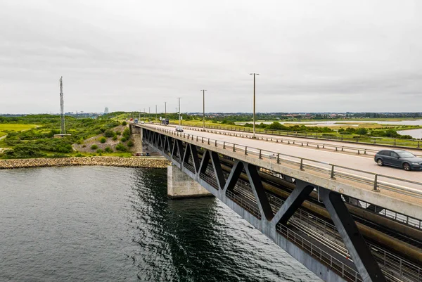 丹麦和瑞典之间的桥梁鸟瞰图 奥勒松斯布伦 奥勒松桥特写视图 — 图库照片