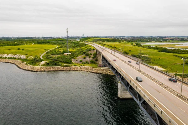 デンマークとスウェーデン オレスンドスブロンの間の橋の航空写真 オレスンド橋クローズアップビュー — ストック写真