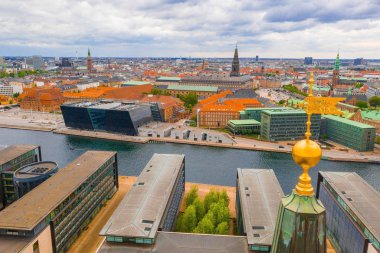 Danimarka'da Kopenhag şehrinin güzel havadan panoramik görünümü. 
