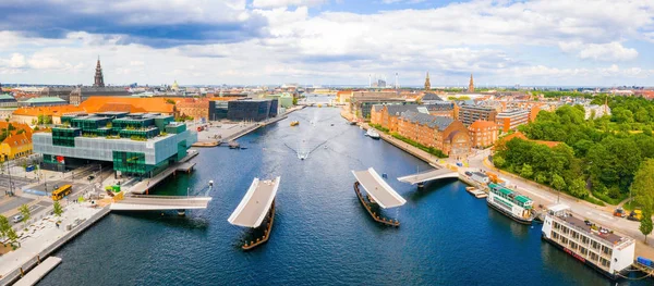 Flygbild Över Nyhavn New Haven Den Soliga Sommardagen Köpenhamn Danmark — Stockfoto