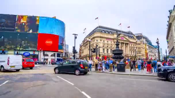 ロンドン イギリス 2019年6月20日 ピカデリー サーカスの昼のタイムラプス撮影 イギリス ロンドン ピカデリー ライトを含む — ストック動画