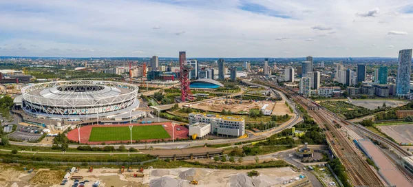 Vista Aérea Del Estadio Olímpico Londres Junto Con Torre Órbita —  Fotos de Stock