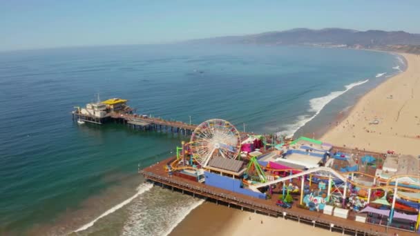 Flygfoto Över Santa Monica Pier Santa Monica Kalifornien Vacker Utsikt — Stockvideo