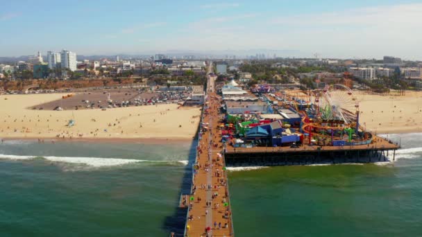 Luchtfoto Van Santa Monica Pier Santa Monica Californië Prachtig Uitzicht — Stockvideo