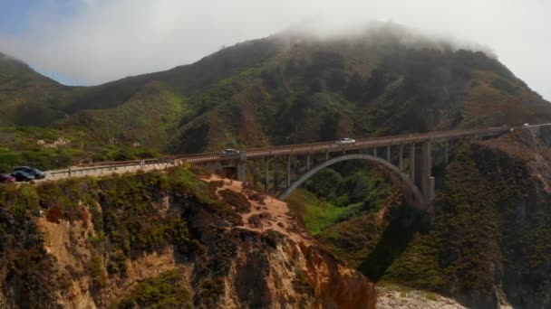 Scenic Panoramic Time Lapse View Clouds Passing Historic Bixby Creek — Stok video