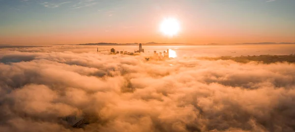 Piękny Pochmurny Poranek San Francisco Usa Zachód Słońca Nad Chmurami — Zdjęcie stockowe